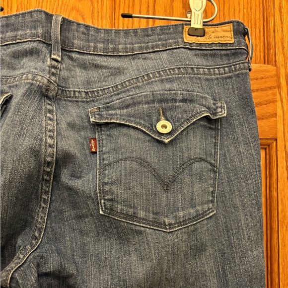 GUC Plus Size Levi’s San Fran Slight Curve Classic Bootcut Jeans - Size 16 - Picture 4 of 6